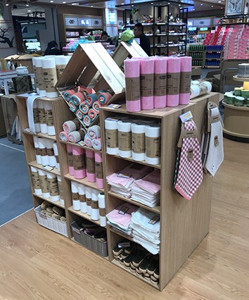 家居促銷臺(tái)-7